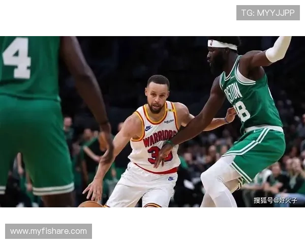 库里两场比赛狂砍69分罚球仅两次展现惊人进攻效率